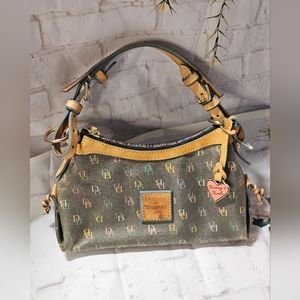 DOONEY&BOURKE MONOGRAM HAND BAG